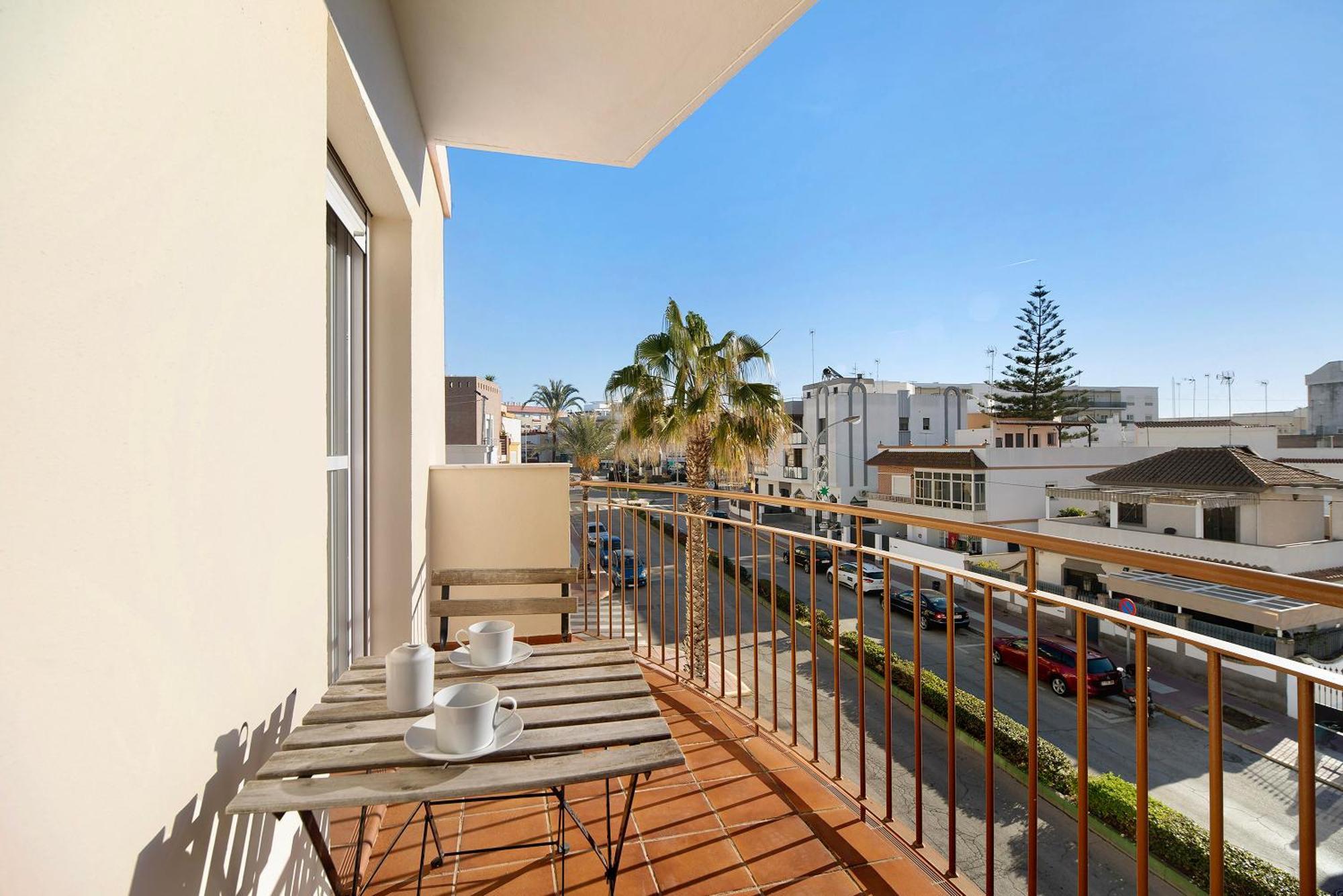 Apartamento Merce โรตา ภายนอก รูปภาพ