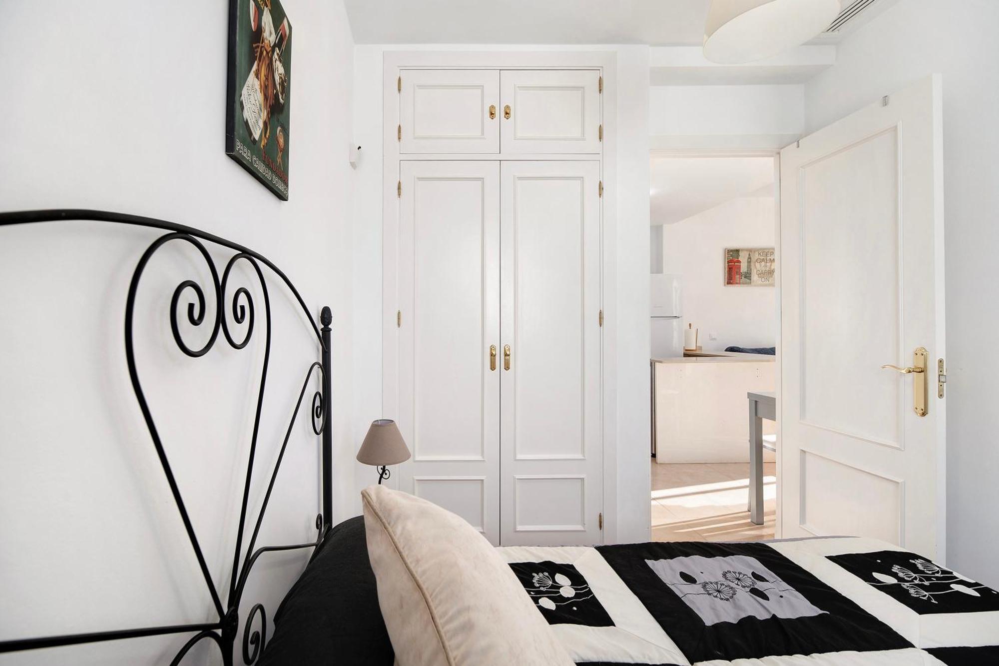 Apartamento Merce โรตา ภายนอก รูปภาพ