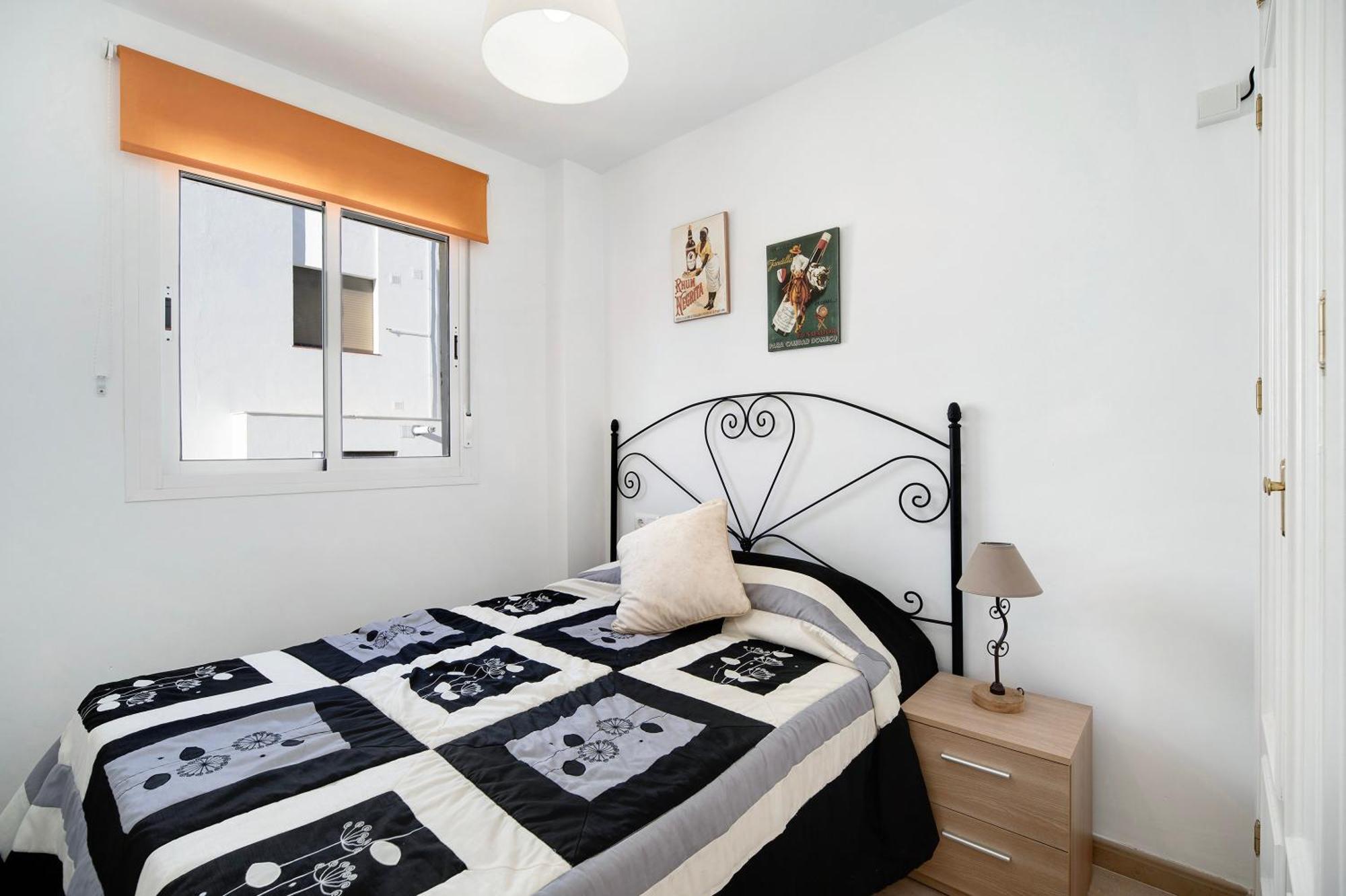 Apartamento Merce โรตา ภายนอก รูปภาพ